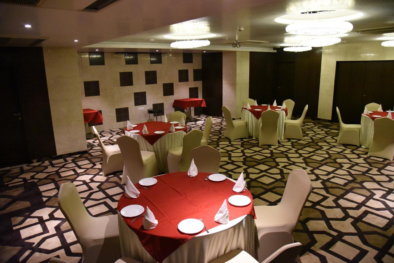 Urban Hermitage Nagpur Exterior photo