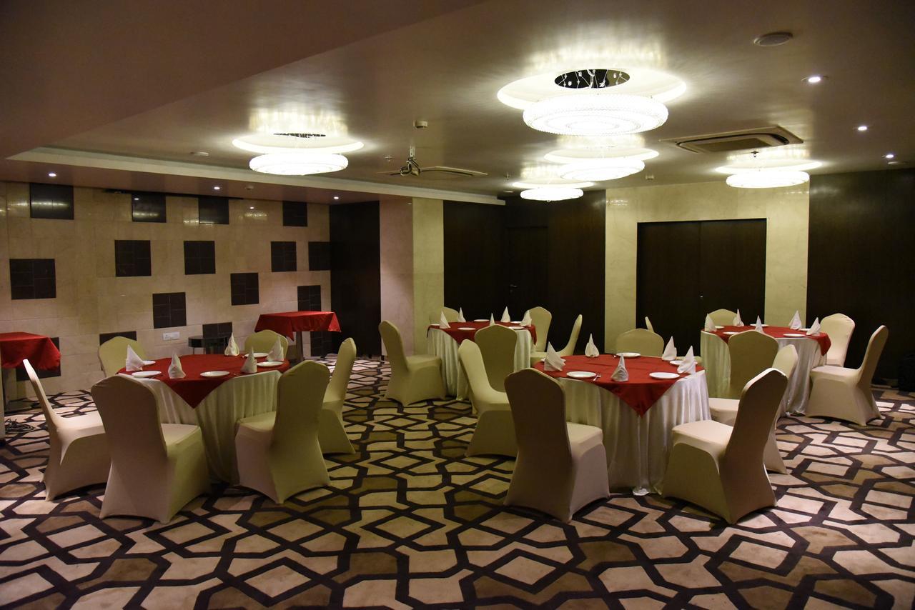 Urban Hermitage Nagpur Exterior photo